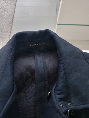 Vând haina bărbătească de la Zara , produs de calitate mărimea M,că și nouă. - imagine 5