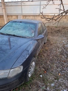 Opel Vectra motor defect vândută pe piese - imagine 2