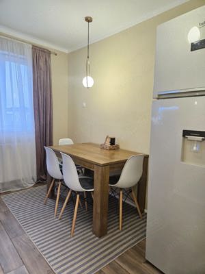 Proprietar - apartament 3 camere - centrala termica, clima - Bvd. Cetatii - imagine 7