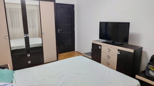 Inchiriez apartament cu 3 camere pe B-dul Traian 9