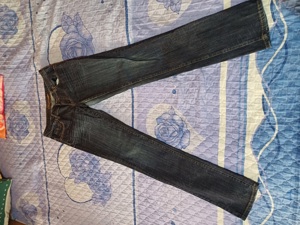 Vand blugi de femei, M