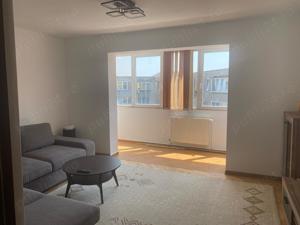 Inchiriez apartament cu 3 camere, decomandat (+ garaj), zona Spitalul Judetean - imagine 4