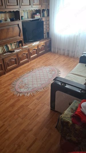 Apartament 3 camere Berzei