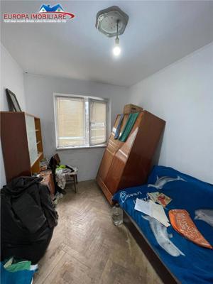 Apartament 3 camere de vanzare zona Big - imagine 3