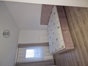 închiriez apartament cu 3 camere  - imagine 4