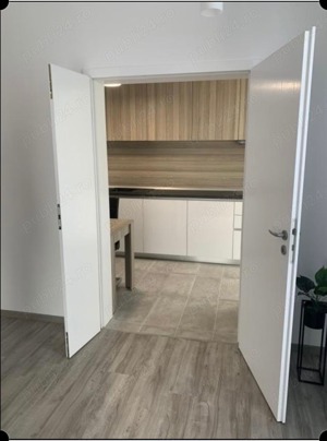 Ofer spre închiriere apartament modern mobilat și utilat, loc de parcare inclus - imagine 8