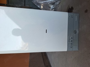 Vând  centrala  termica  Ariston 