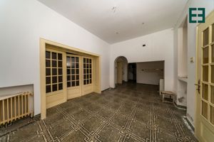 Apartament la casă cu 4 camere în zonă centrală - imagine 4