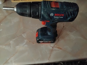 Bormasina bosch baterie bună 