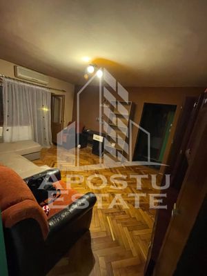 Apartament cu 2 camere, etaj intermediar, zona Soarelui - imagine 3