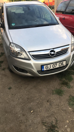 Vand sau schimb opel zafira b 2008  - imagine 3