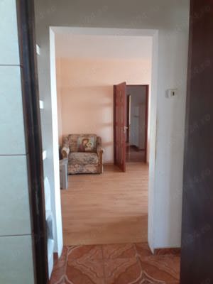 VAND Apartament 3 camere , SULINA - imagine 2