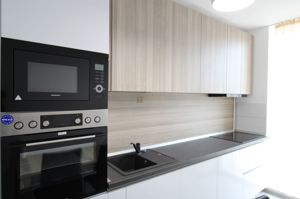 La intrare in Dumbravita, loc de parcare inclus, apartament deosebit. - imagine 14