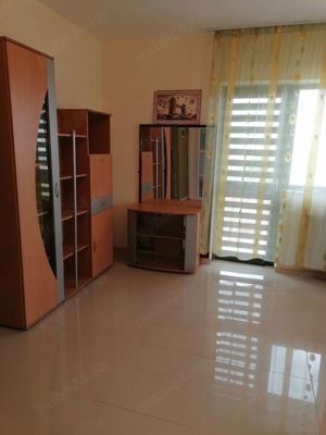 Închiriez apartament  - imagine 2