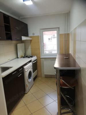 Apartament de închiriat, două camere, decomandat - imagine 6