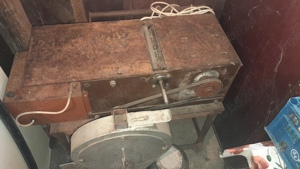 Masa circular si moara furaje