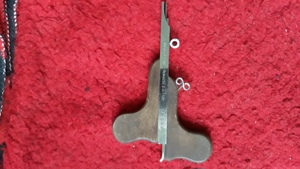 Aparat manual de cusut covoare