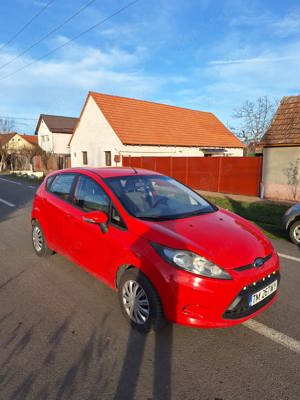 ford fiesta  ..