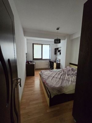 Apartament 2 camere de vânzare metrou Jiului - imagine 7