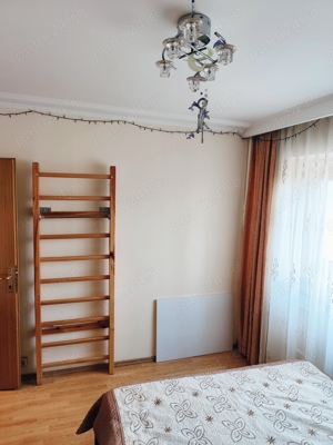 Închiriez apartament 3 camere  - imagine 8