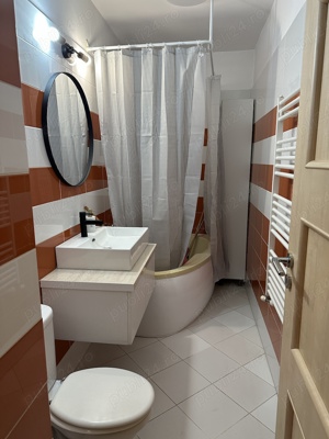 Garsonieră modernă de închiriat Str. Soarelui | Loc de parcare inclus - imagine 3