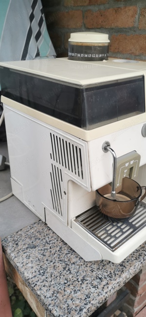 Aparat de cafea espressor Saeco Superautomatica - imagine 3