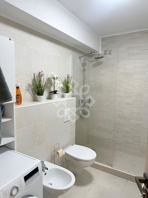 Apartament cu 3 camere de inchiriat in Prima Shops - imagine 7