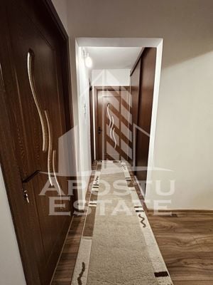 Apartament cu 3 camere, 2 bai, decomandat, situat in zona Soarelui - imagine 6