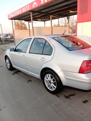 vand. Autoturismul M1 vw Bora . - imagine 2