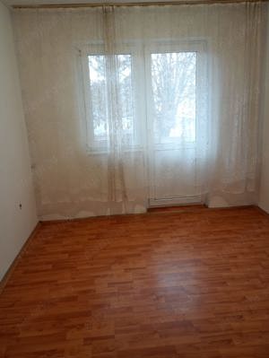 Vând apartament 2 camere  în Simeria  - imagine 3