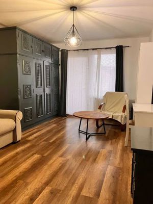 Apartament cu 2 camere de vanzare - imagine 2