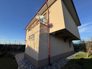 Casă / Vilă cu 5 camere de închiriat în zona Soveja Constanța - imagine 6