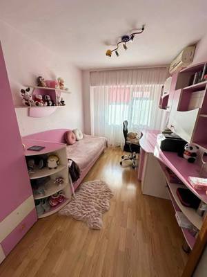 De vanzare apartament cu 4 camere - imagine 11