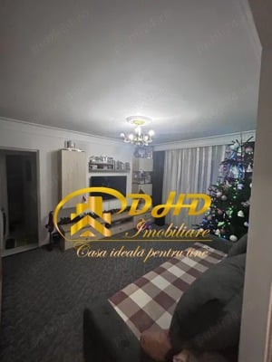 Apartament cu 2 camere situat în Canta - imagine 4