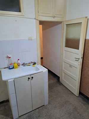 Închiriez apartament nemobilat - Lunca - imagine 2