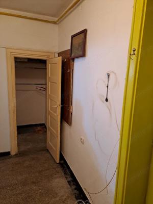 Închiriez apartament nemobilat - Lunca - imagine 4