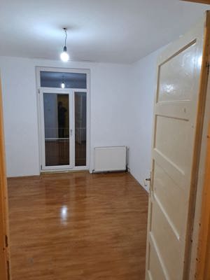 Închiriez apartament nemobilat - Lunca - imagine 7