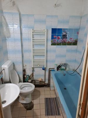 Închiriez apartament nemobilat - Lunca