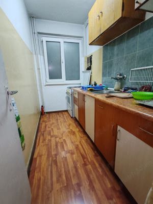 Apartament 3 camere Gavana , etaj 3,semidecomandat - pret 60.000euro