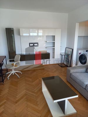 Apartament 2cam. semidecomandat