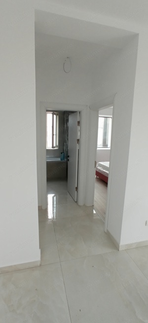 Apartament 2 camere semidecomandat Braytim  - imagine 7