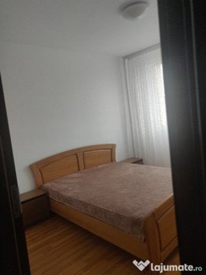 Apartament de 2 camere, decomandat, 50 mp, zona Pacii