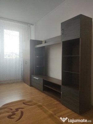 Apartament de 2 camere, decomandat, 50 mp, zona Pacii - imagine 2