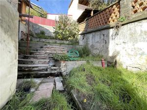 Vanzare casa la curte proprie in zona centrala a orasului