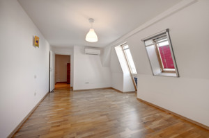 Apartament spațios de 4 camere cu loc de parcare, Calea Călărașilor! - imagine 16