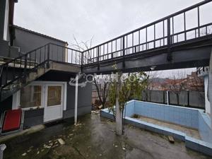 Resita, casa P+M, curte și gradină și piscină, zona Muncitoresc - imagine 14