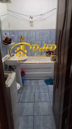 Apartament cu 3 camere situat lângă UMF - imagine 3