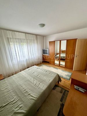 Apartament 3 camere decomandat, 2 bai, 100 mp, garaj+boxa, Zona Favorit - imagine 4