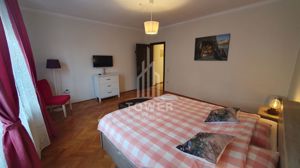 Apartament de vanzare în centrul istoric al orașului . - imagine 9