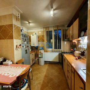 Apartament 3 camere de vanzare 1 Decembrie 1918 - Trapezului